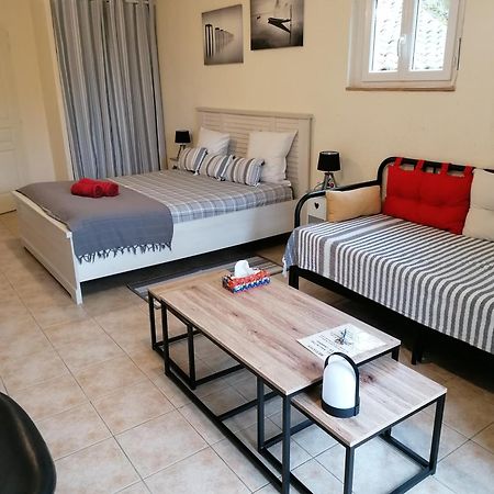 Hotes De L'Isle Saint-Medard-de-Mussidan Bagian luar foto