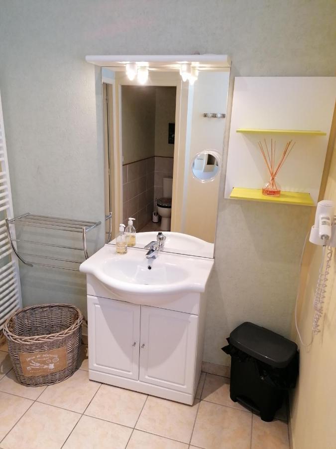 Hotes De L'Isle Saint-Medard-de-Mussidan Bagian luar foto