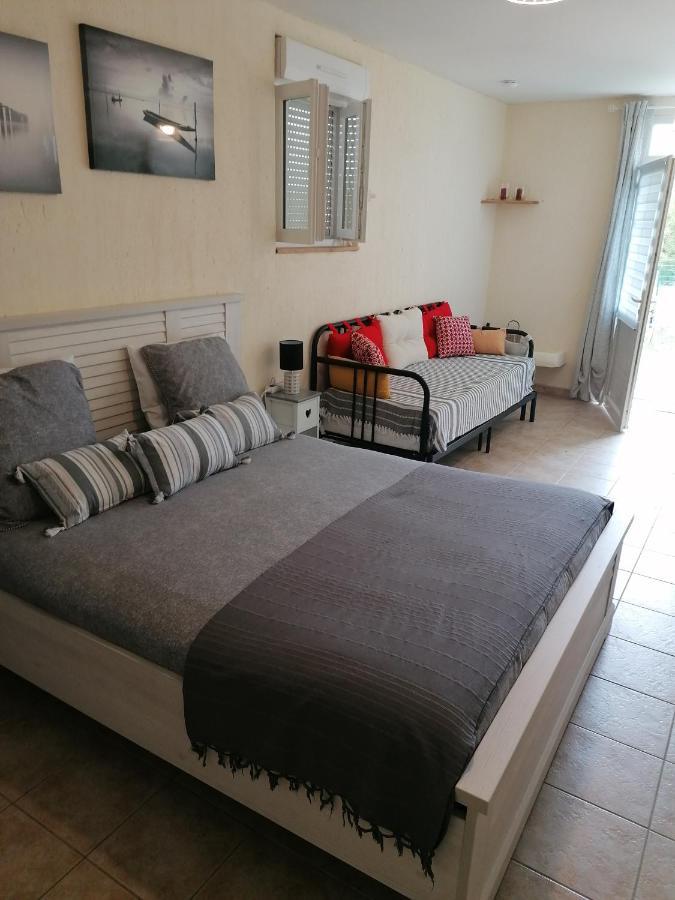 Hotes De L'Isle Saint-Medard-de-Mussidan Bagian luar foto
